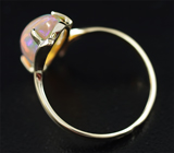 Золотое кольцо с эфиопским опалом 3,25 карат и бриллиантами Золото