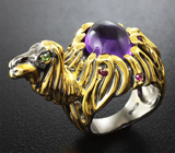 Серебряное кольцо с аметистом, цаворитами и рубинами