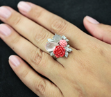 Эффектное серебряное кольцо с розовым кварцем и лунным камнем Серебро 925