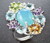 Праздничное серебряное кольцо с голубым халцедоном и самоцветами Серебро 925
