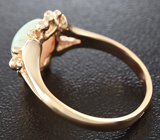 Кольцо с австралийским кристаллическим опалом и бриллиантами Золото