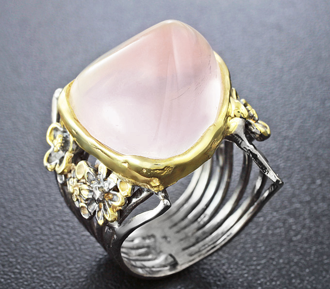 Серебряное кольцо с розовым кварцем