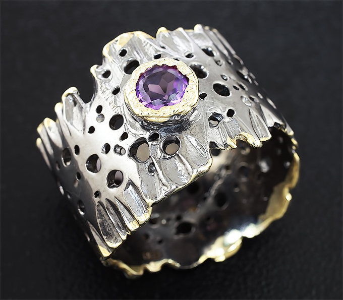 Серебряное кольцо с аметистом