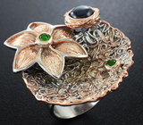 Серебряное кольцо со звездчатым сапфиром и диопсидами Серебро 925