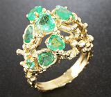 Золотое кольцо с изумрудами 2,38 карат и бриллиантами Золото