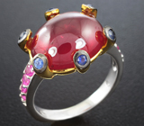 Серебряное кольцо с рубином, синими и розовыми сапфирами Серебро 925