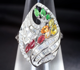Чудесное серебряное кольцо с разноцветными сапфирами и цаворитами Серебро 925