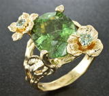Золотое кольцо с рутиловым перидотом 11,09 карат, зелеными сапфирами и бриллиантами Золото