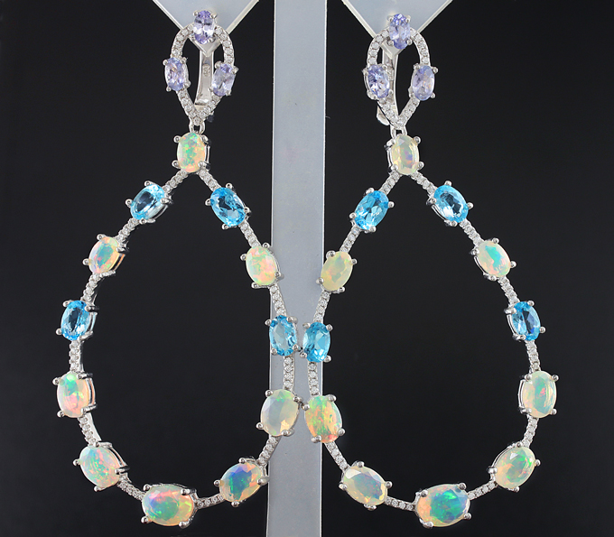 Оригинальные серебряные серьги с топазами, танзанитами и эфиопскими опалами