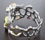 Серебряное кольцо с перидотами и разноцветными сапфирами Серебро 925