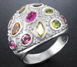 Широкое серебряное кольцо с разноцветными турмалинами