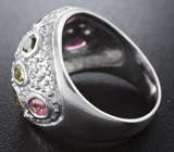Широкое серебряное кольцо с разноцветными турмалинами