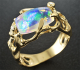 Золотое кольцо с эфиопским опалом массой 1,85 карат и бриллиантами Золото