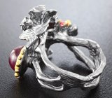 Серебряное кольцо с рубином 3,79 карат, цаворитом и сапфирами Серебро 925