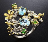 Серебряное кольцо с голубыми топазами, диопсидами и родолитами Серебро 925