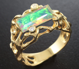 Золотое кольцо с ограненным эфиопским опалом 1,15 карат и бриллиантами Золото