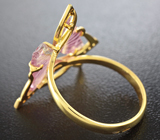 Золотое кольцо с резными рубеллитами 2,41 карат и бриллиантами Золото