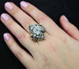 Золотое кольцо с метеоритом и бриллиантами Золото