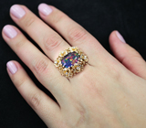 Золотое кольцо с топовым ограненным черным опалом 4,4 карат и бриллиантами Золото