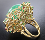Золотое кольцо с уральским изумрудом 41 карат, рубинами и бриллиантами Золото