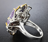 Серебряное кольцо с чароитом и родолитами Серебро 925