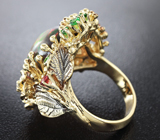 Золотое кольцо с роскошным полихромным опалом 9,25 карат, рубинами, цаворитами и брилилантами Золото