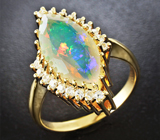 Золотое кольцо с кристаллическим эфиопским опалом 3,23 карат и лейкосапфирами Золото