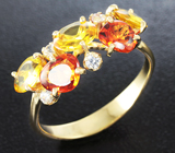 Золотое кольцо с разноцветными сапфирами свободных форм 2,79 карат  Золото