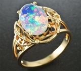 Золотое кольцо с кристаллическим ограненным опалом 1,65 карат Золото