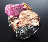 Серебряное кольцо с необработанным пурпурным и золотистыми сапфирами Серебро 925
