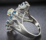 Эффектное серебряное кольцо с кристаллическим опалом, топазами и сапфирами Серебро 925