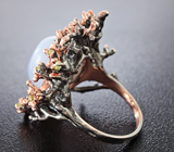 Серебряное кольцо с халцедоном, перидотами и сапфирами Серебро 925