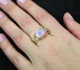 Золотое кольцо с роскошным ограненным кристаллическим опалом 1,58 карат и бриллиантами Золото