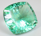 Крупный неоново-зеленый флюорит 56,32 карат 