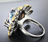 Серебряное кольцо с жемчугом барокко, синим сапфиром и цаворитами Серебро 925