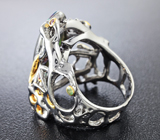 Серебряное кольцо с эфиопским черным опалом, сапфирами и цаворитом Серебро 925