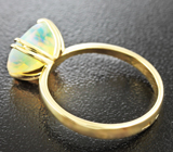 Золотое кольцо с превосходным ограненным эфиопским опалом 1,55 карат Золото