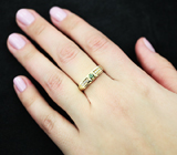 Золотое кольцо с зеленым бриллиантом 0,09 карат Золото