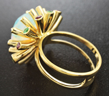 Золотое кольцо с топовым ограненным эфиопским опалом 3,15 карат, рубинами, цаворитами и бриллиантами Золото