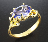 Золотое кольцо с танзанитом 1,61 карат и бриллиантами Золото