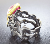 Серебряное кольцо с пурпурным сапфиром и изумрудами Серебро 925