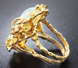 Золотое кольцо с кристаллическим эфиопским опалом 8,73 карат и бриллиантами Золото