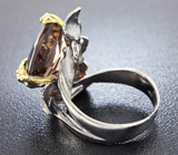 Серебряное кольцо с дымчатым кварцем и гранатами Серебро 925