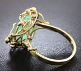 Золотое кольцо с крупным изумрудом 5,99 карат и бриллиантами Золото