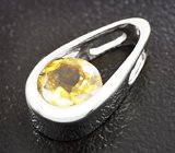 Кулон с золотистым сфеном