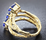 Золотое кольцо с танзанитами Золото