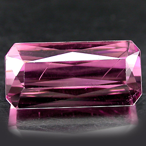 Красивейший пурпурно-розовый турмалин 9,04 карат