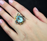 Серебряное кольцо с голубым топазом, цаворитами и сапфирами Серебро 925