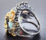 Серебряное кольцо с кристаллическими эфиопскими опалами и сапфирами Серебро 925