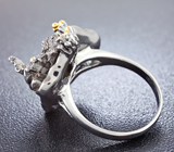 Серебряное кольцо с осколком метеорита Кампо-дель-Сьело, жемчугом и цаворитами Серебро 925